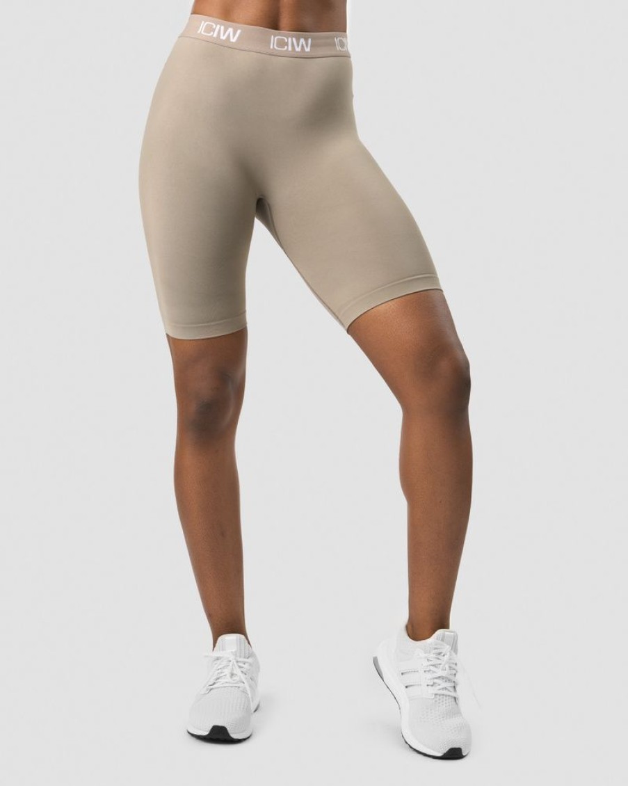 Dame ICIW Seamless | Define Seamless Logo Biker Shorts Taupe