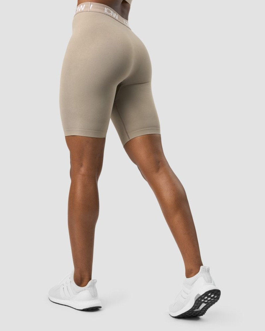 Dame ICIW Seamless | Define Seamless Logo Biker Shorts Taupe