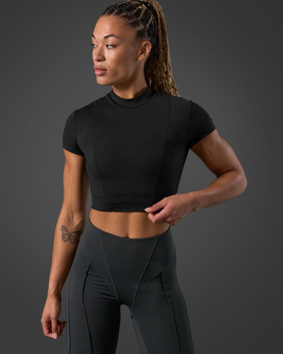 Dame ICIW T-Shirts | Reboot Cropped T-Shirt Black